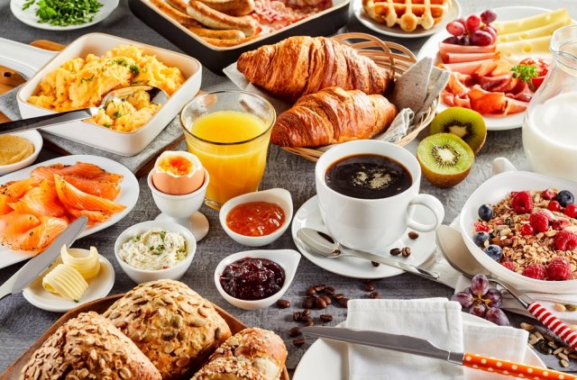 Svi je jedemo za doručak, a pravi haos organizmu: Stručnjaci upozoravaju – što dalje od nje